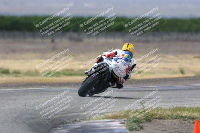 media/May-03-2025-CRA (Sat) [[22b18d099a]]/Races/Race 1/